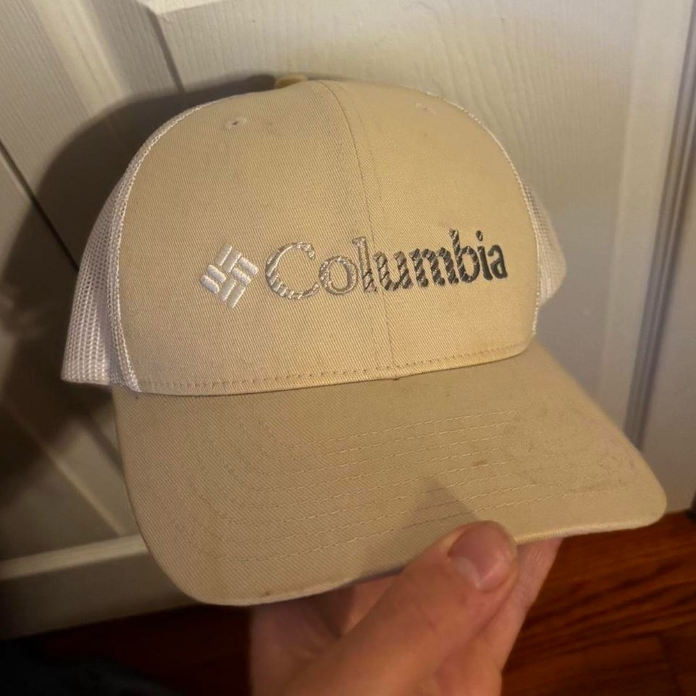Columbia hat
